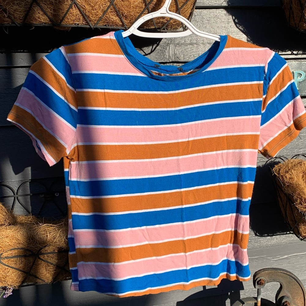 Forever21 cropped shirt